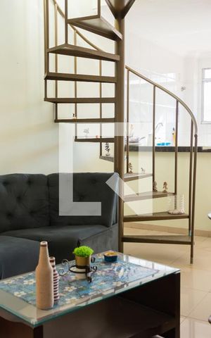 Apartamento à venda com 120m², 2 quartos e 1 vaga Apartamento à venda com 120m², 2 quartos e 1 vagaSala