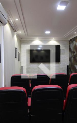 Apartamento à venda com 52m², 2 quartos e 1 vagaSala de cinema