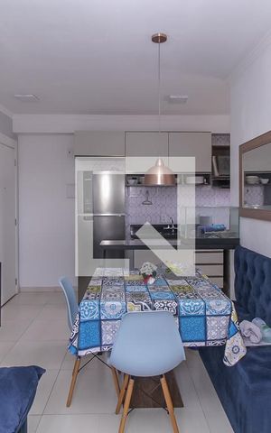 Apartamento à venda com 40m², 2 quartos e sem vagaSala