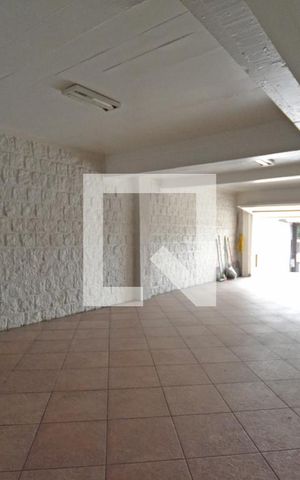 Casa à venda com 358m², 4 quartos e 4 vagasGaragem