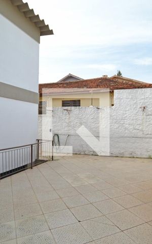 Casa à venda com 358m², 4 quartos e 4 vagasPátio