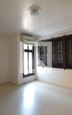 Casa à venda com 358m², 4 quartos e 4 vagasSuíte 2