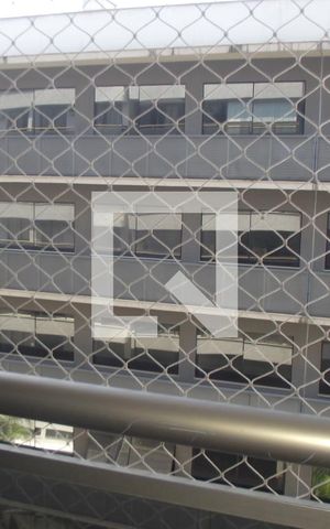 Apartamento à venda com 66m², 2 quartos e 1 vagaBanheiro 