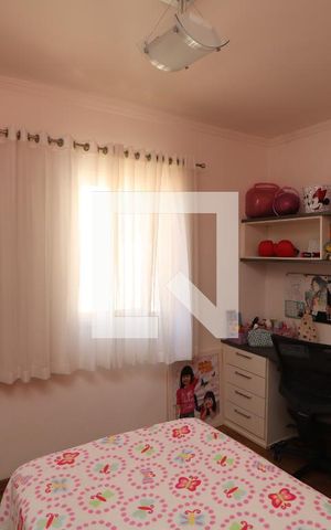 Casa à venda com 165m², 3 quartos e 3 vagasQuarto