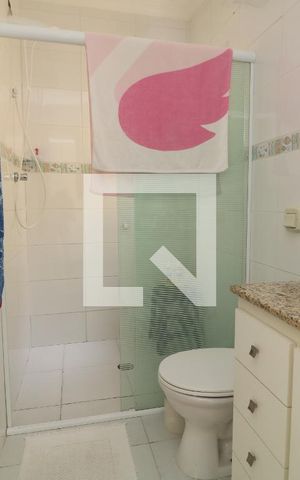 Casa à venda com 165m², 3 quartos e 3 vagasBanheiro