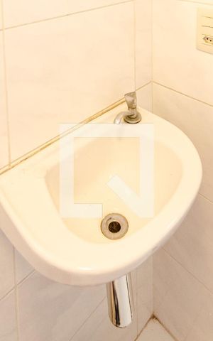 Apartamento para alugar com 96m², 3 quartos e 2 vagasBanheiro de Serviço