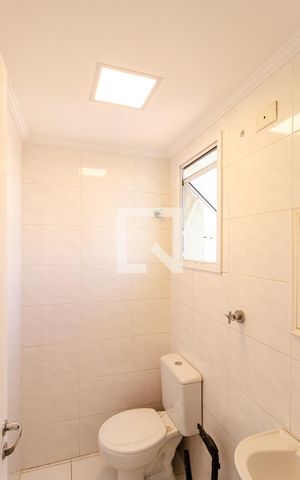 Apartamento para alugar com 96m², 3 quartos e 2 vagasBanheiro de Serviço