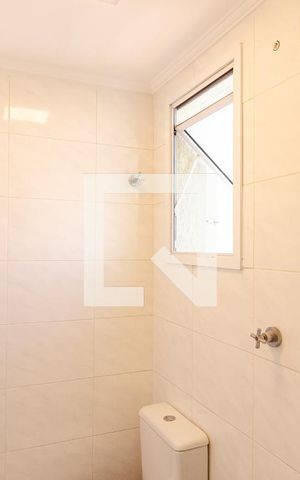 Apartamento para alugar com 96m², 3 quartos e 2 vagasBanheiro de Serviço