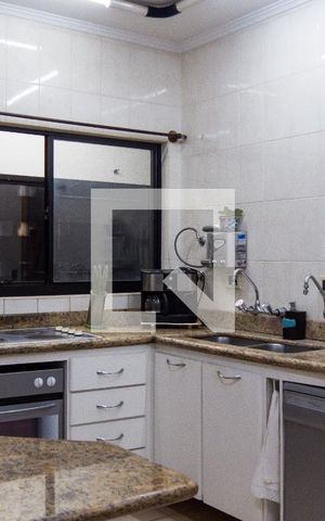Apartamento à venda com 130m², 3 quartos e 2 vagasCozinha