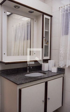 Apartamento à venda com 130m², 3 quartos e 2 vagasBanheiro Social