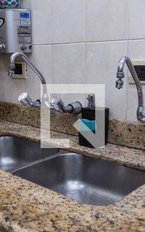 Apartamento à venda com 130m², 3 quartos e 2 vagasCozinha