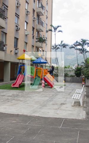 Apartamento para alugar com 52m², 2 quartos e 1 vagaÁrea comum - Playground