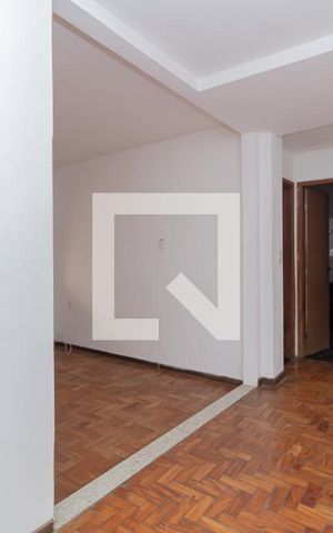 Casa à venda com 125m², 1 quarto e 1 vaga Casa à venda com 125m², 1 quarto e 1 vagaSala