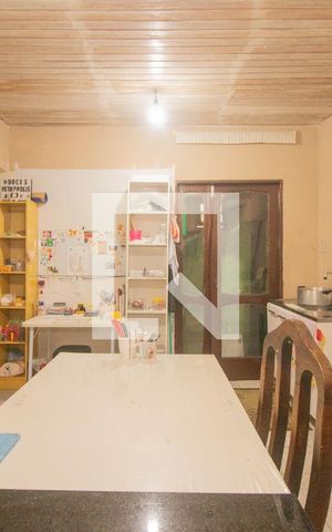 Casa à venda com 190m², 3 quartos e 4 vagasCozinha 2