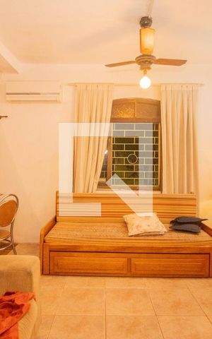 Casa à venda com 190m², 3 quartos e 4 vagasSala - Casa 2