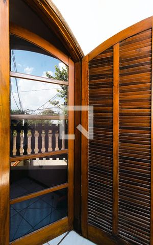 Casa à venda com 280m², 5 quartos e 6 vagasSacada