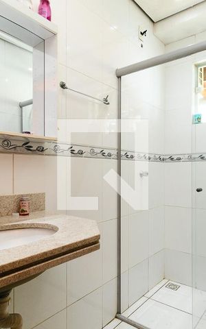 Casa à venda com 280m², 5 quartos e 6 vagasBanheiro