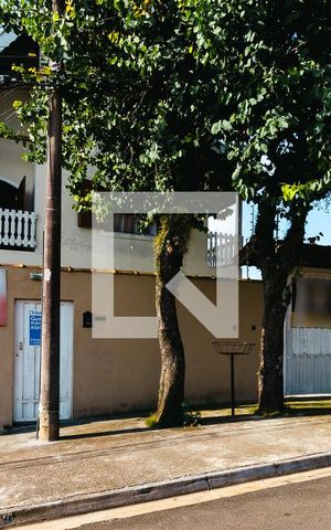 Casa à venda com 280m², 5 quartos e 6 vagasFachada