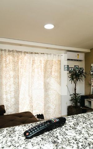 Casa à venda com 280m², 5 quartos e 6 vagasSala