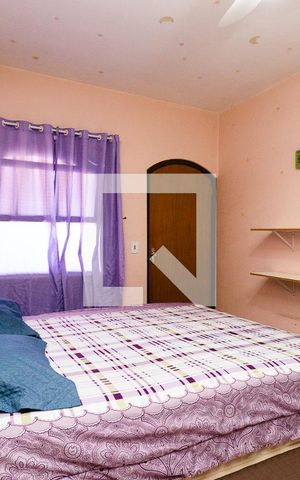 Casa à venda com 280m², 5 quartos e 6 vagasQuarto 1