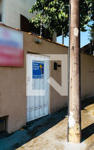 Casa à venda com 280m², 5 quartos e 6 vagasFachada