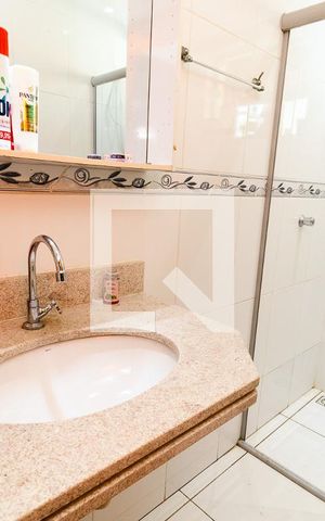 Casa à venda com 280m², 5 quartos e 6 vagasBanheiro