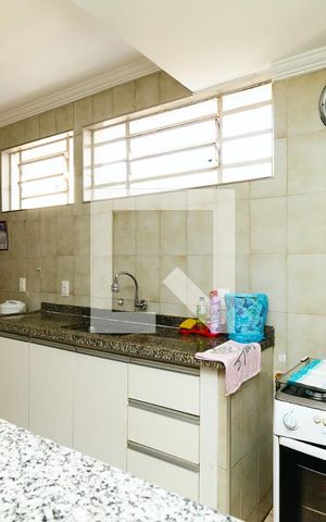 Casa à venda com 280m², 5 quartos e 6 vagasCozinha