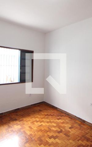 Casa à venda com 240m², 4 quartos e 6 vagasQuarto 3