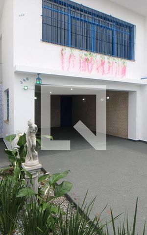 Casa à venda com 240m², 4 quartos e 6 vagasGaragem