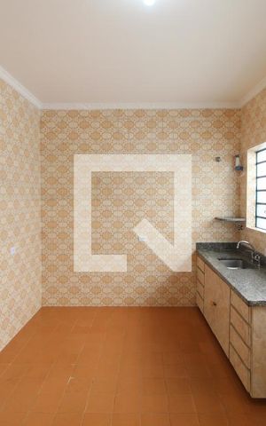 Casa à venda com 240m², 4 quartos e 6 vagasCozinha