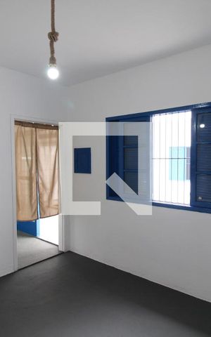 Casa à venda com 240m², 4 quartos e 6 vagasCasa 2 - Quarto