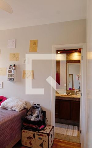Apartamento à venda com 240m², 4 quartos e 4 vagasSuíte 3 