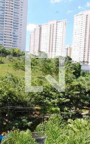 Apartamento à venda com 240m², 4 quartos e 4 vagasVista da Suíte 2 