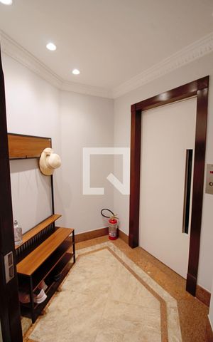 Apartamento à venda com 240m², 4 quartos e 4 vagashall Lavabo 