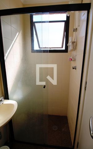 Apartamento à venda com 240m², 4 quartos e 4 vagasBanheiro de serviço