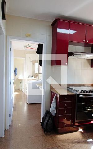 Apartamento à venda com 240m², 4 quartos e 4 vagasCozinha