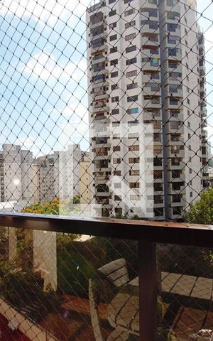 Apartamento à venda com 240m², 4 quartos e 4 vagasVaranda da Sala de jantar 