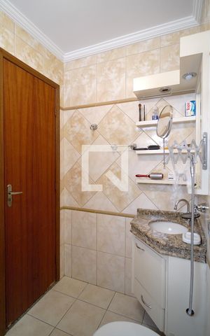 Apartamento para alugar com 76m², 2 quartos e 1 vagaBanheiro da Suíte