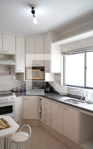Apartamento para alugar com 76m², 2 quartos e 1 vagaCozinha