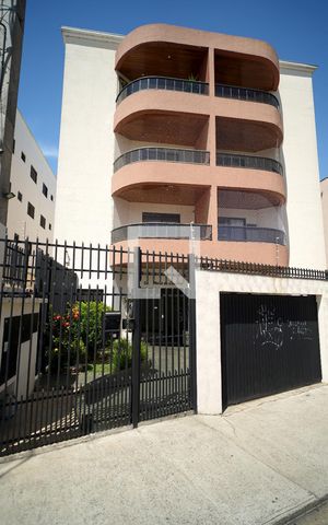 Apartamento para alugar com 76m², 2 quartos e 1 vagaFachada