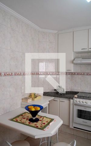 Apartamento para alugar com 76m², 2 quartos e 1 vagaCozinha