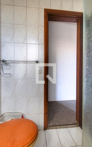 Casa à venda com 67m², 3 quartos e sem vaga Casa à venda com 67m², 3 quartos e sem vagaQuarto 3 - Suíte