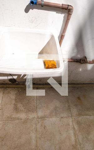 Casa à venda com 67m², 3 quartos e sem vaga Casa à venda com 67m², 3 quartos e sem vagaÁrea de Serviço
