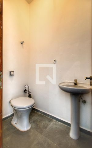 Casa à venda com 67m², 3 quartos e sem vaga Casa à venda com 67m², 3 quartos e sem vagaLavabo