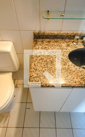 Casa à venda com 67m², 3 quartos e sem vaga Casa à venda com 67m², 3 quartos e sem vagaQuarto 2 - Suíte