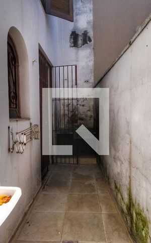 Casa à venda com 67m², 3 quartos e sem vaga Casa à venda com 67m², 3 quartos e sem vagaÁrea de Serviço