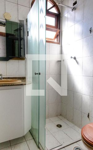 Casa à venda com 67m², 3 quartos e sem vaga Casa à venda com 67m², 3 quartos e sem vagaQuarto 3 - Suíte