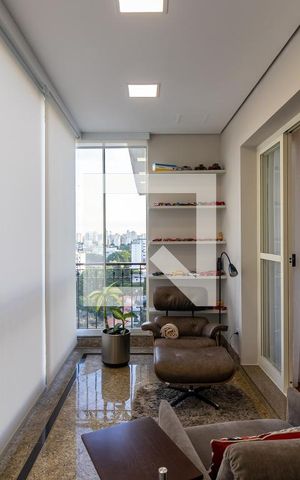 Apartamento à venda com 257m², 2 quartos e 3 vagasVaranda da Sala