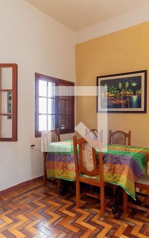 Apartamento à venda com 75m², 3 quartos e sem vaga Apartamento à venda com 75m², 3 quartos e sem vagaSala