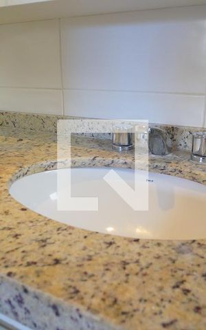 Apartamento para alugar com 142m², 2 quartos e 2 vagasBanheiro da Suíte